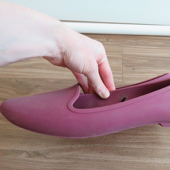 CROCS Eve Ballet Flat in Plum Purple Comfort Travel Waterproof Fall - Size US 9 - Picture 9 of 13